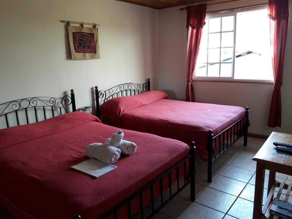 Hotel Posada Isla Chica Bocas del Toro ภายนอก รูปภาพ