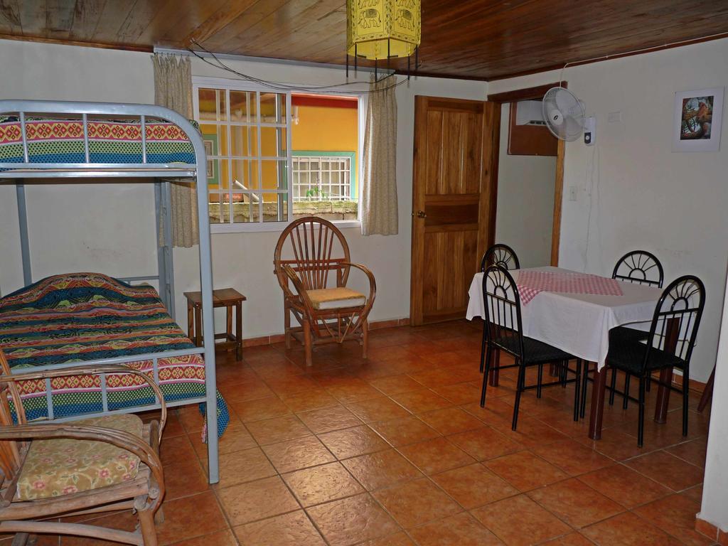 Hotel Posada Isla Chica Bocas del Toro ห้อง รูปภาพ