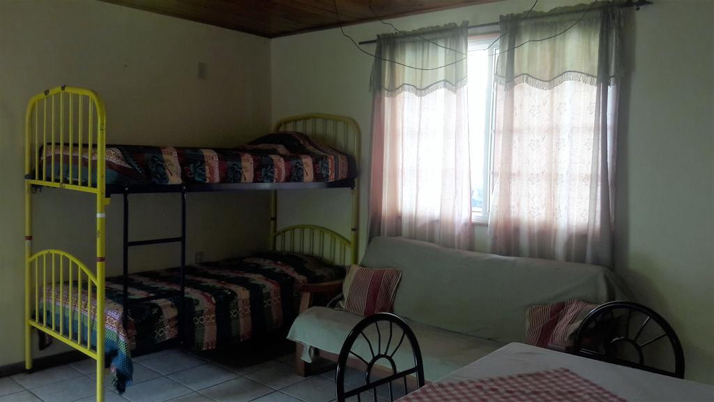 Hotel Posada Isla Chica Bocas del Toro ภายนอก รูปภาพ