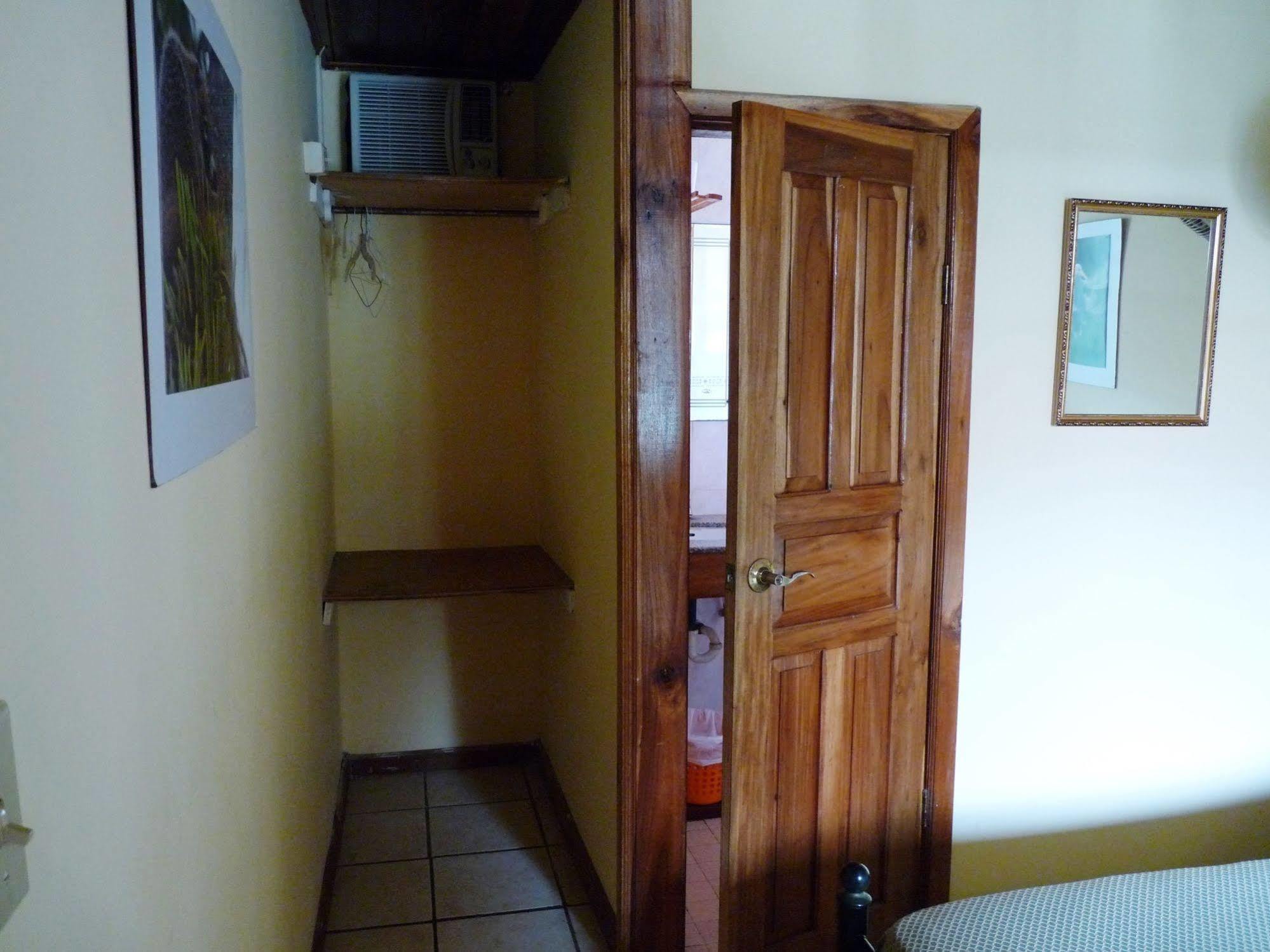 Hotel Posada Isla Chica Bocas del Toro ภายนอก รูปภาพ